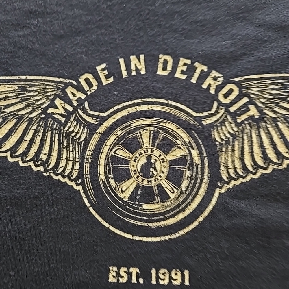 Womens Black Graphic V-Neck T-Shirt Xl Made In Detroit Logo 2 Sided Wings Wheels - Picture 6 of 11